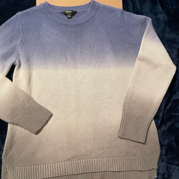 Simply Vera Wang Blue Gray Ombre Sweater, L - Picture 3 of 10
